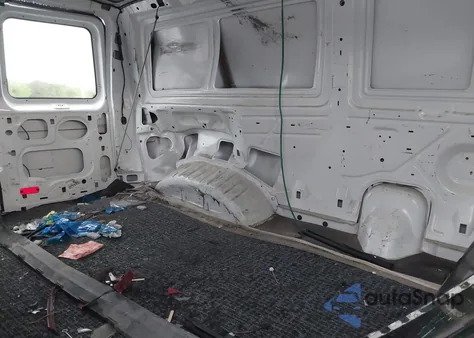 2011 Ford E-250 Commercial z USA, uszkodzony, nr VIN 1FTNE2EW2BDA08659